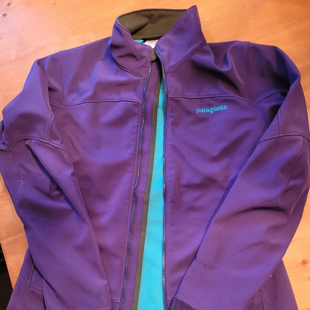 Patagonia women's softshell jacket M